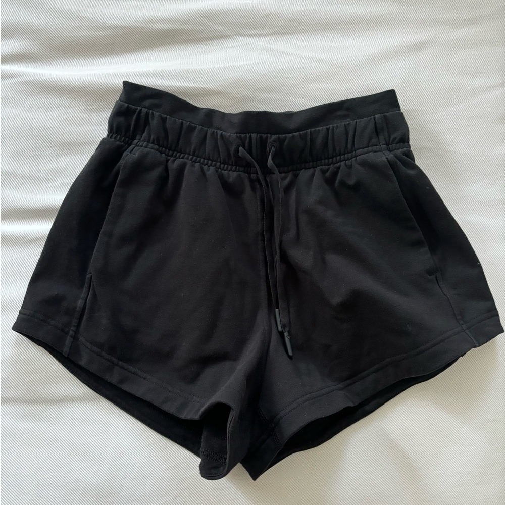 Lululemon Glow High-Rise Short